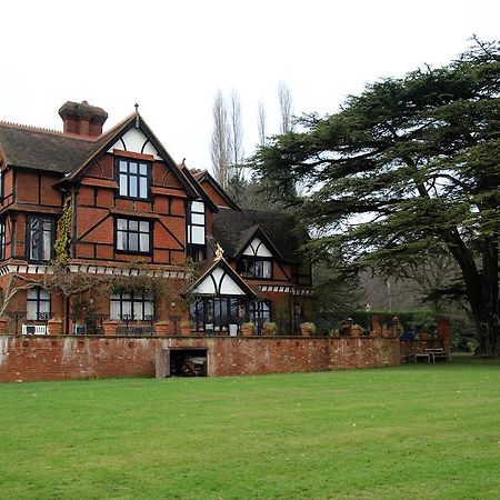 Hambledon House Bed & Breakfast Godalming Exterior photo